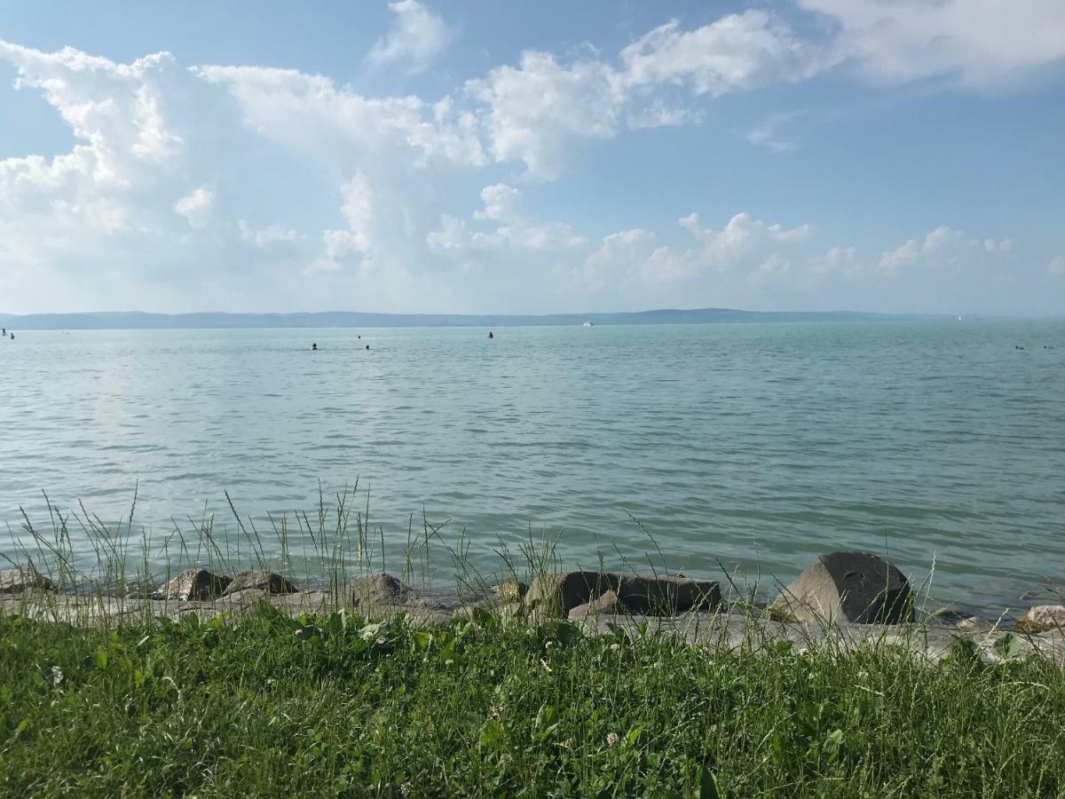 Magnolia Apartman Daire Siofok Dış mekan fotoğraf